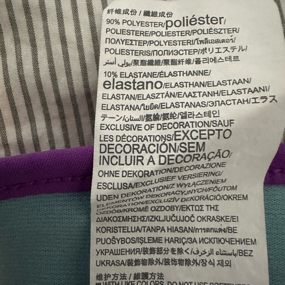 Under Armour Purple Fitted Shorts. Size 6. EUC - Picture 5 of 10